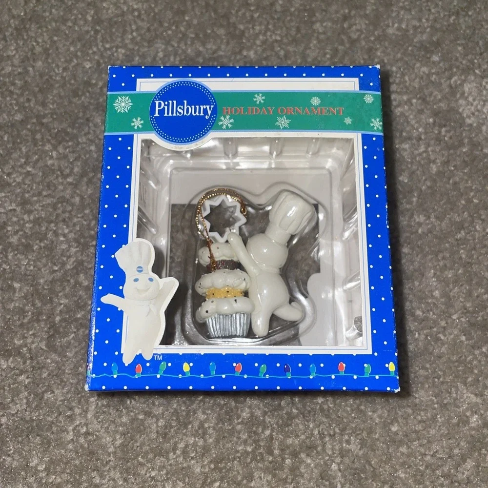 Pillsbury Doughboy Holiday‎ Ornament Trevco Cupcake Baking Christmas Decor